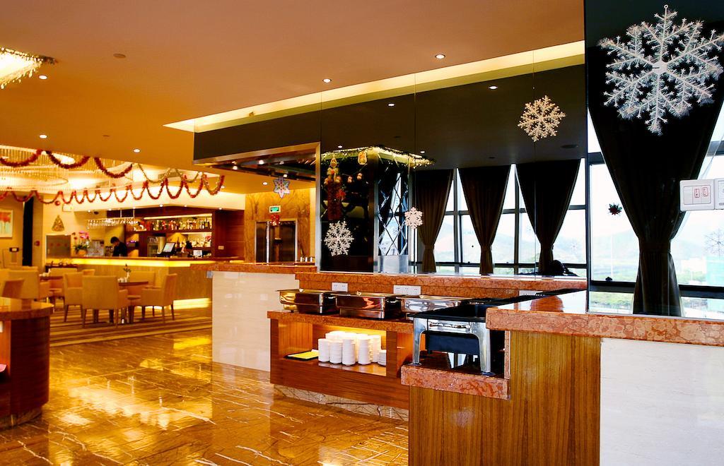 Shenzhen Luohu Railway Station Hotel - Commercial Building Exterior foto